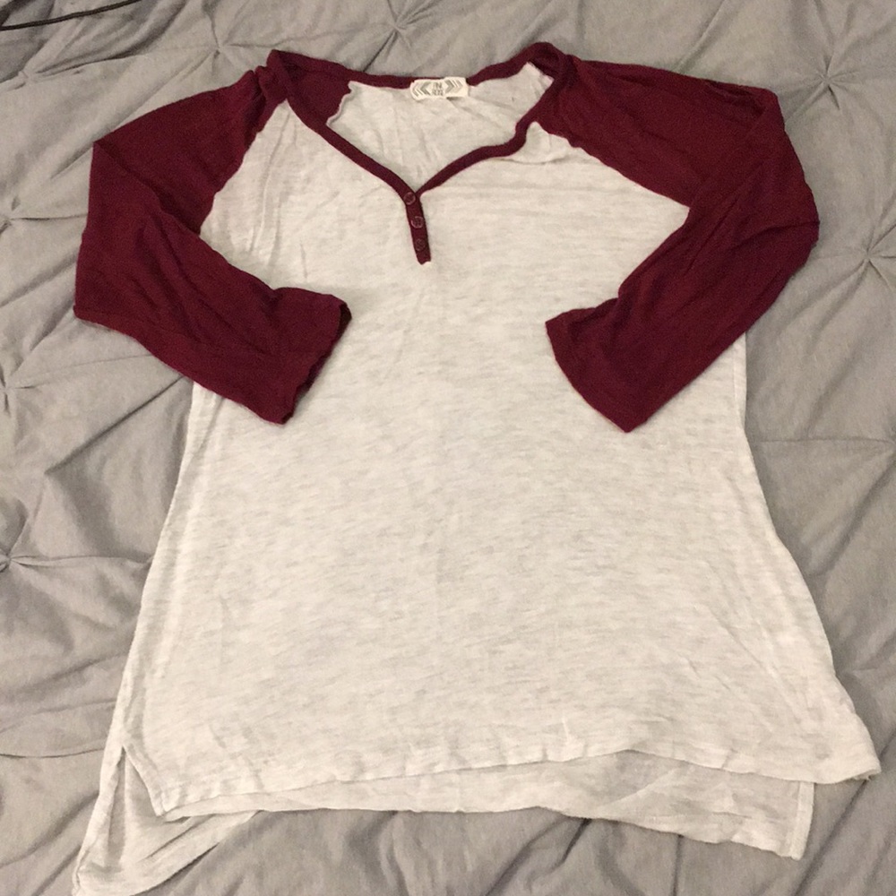 Gray and maroon sleeved baseball tee